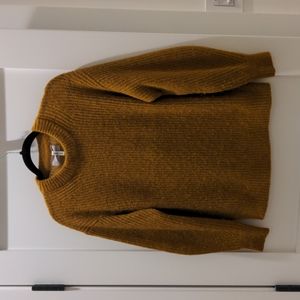 Gold Everlane alpaca crew neck sweater, women's size small